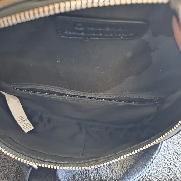 lululemon athletica Sleek Black Belt Bag
